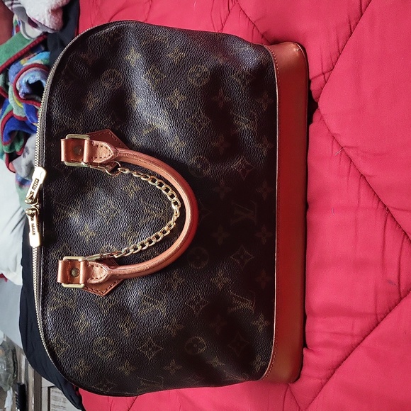 ππHOST PICK ππ  π― Authentic Louis Vuitton Alma ***FINAL PRICE*** - Picture 4 of 15